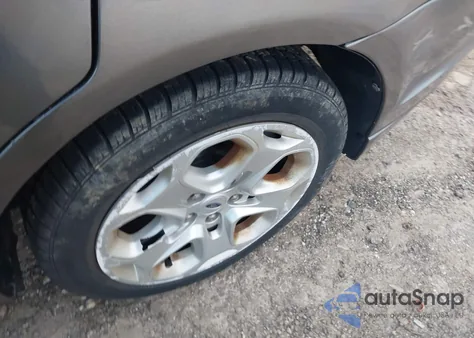 2010 Ford Fusion Se from USA, damaged, VIN 3FAHP0HA9AR352299